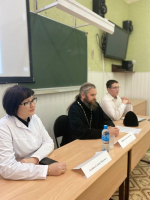 Студенты медицинского колледжа встретились со священнослужителем