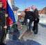 В Бузулукском районе прошла акция «Цветы Героям» - Отдел образования района